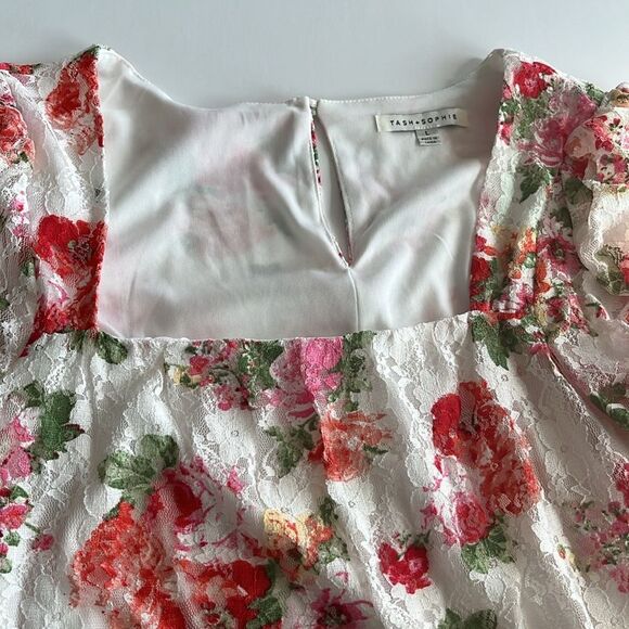 Tash and Sophie square neck floral lace mini dress - Picture 4 of 8